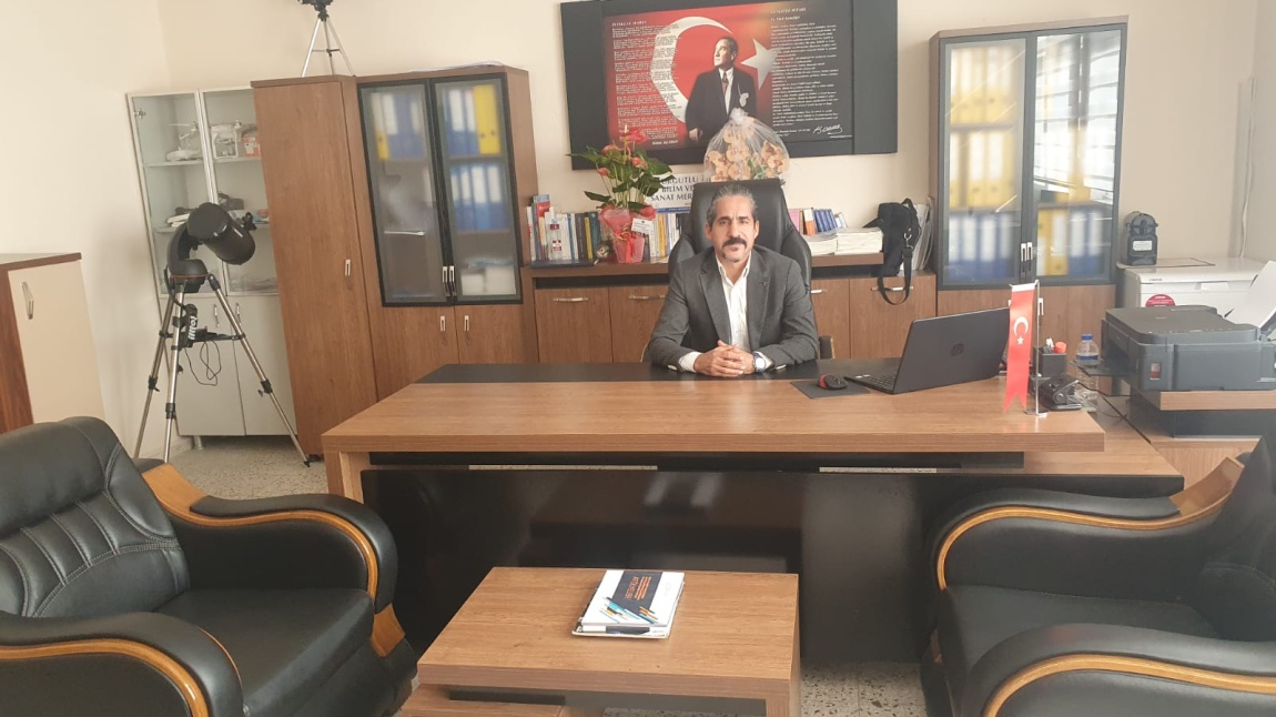 Dr. Atakan ARSLAN - Merkez Müdürü